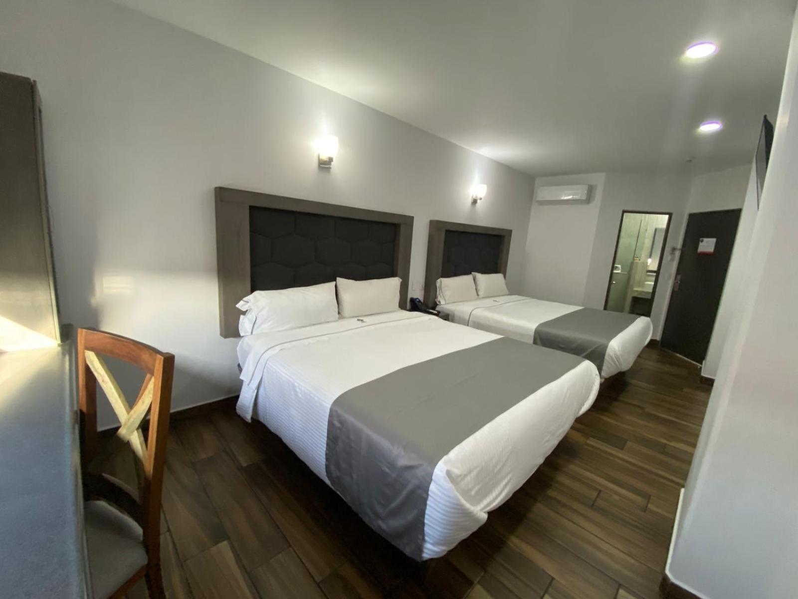 Hotel Bugari Aeropuerto Guadalajara Las Pintas Eksteriør bilde
