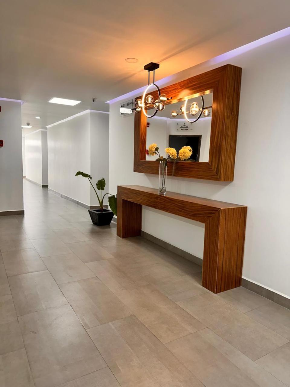Hotel Bugari Aeropuerto Guadalajara Las Pintas Eksteriør bilde