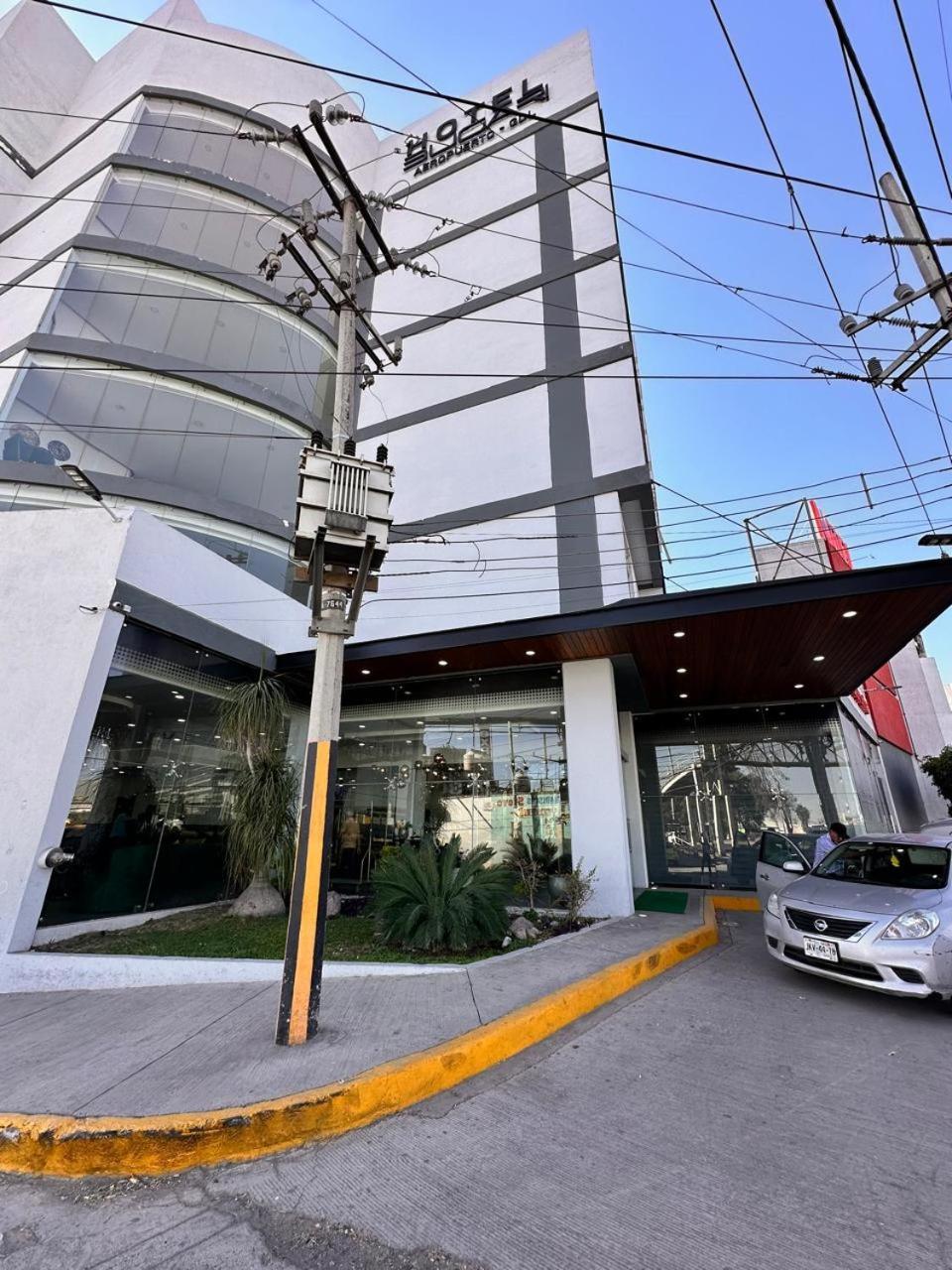 Hotel Bugari Aeropuerto Guadalajara Las Pintas Eksteriør bilde